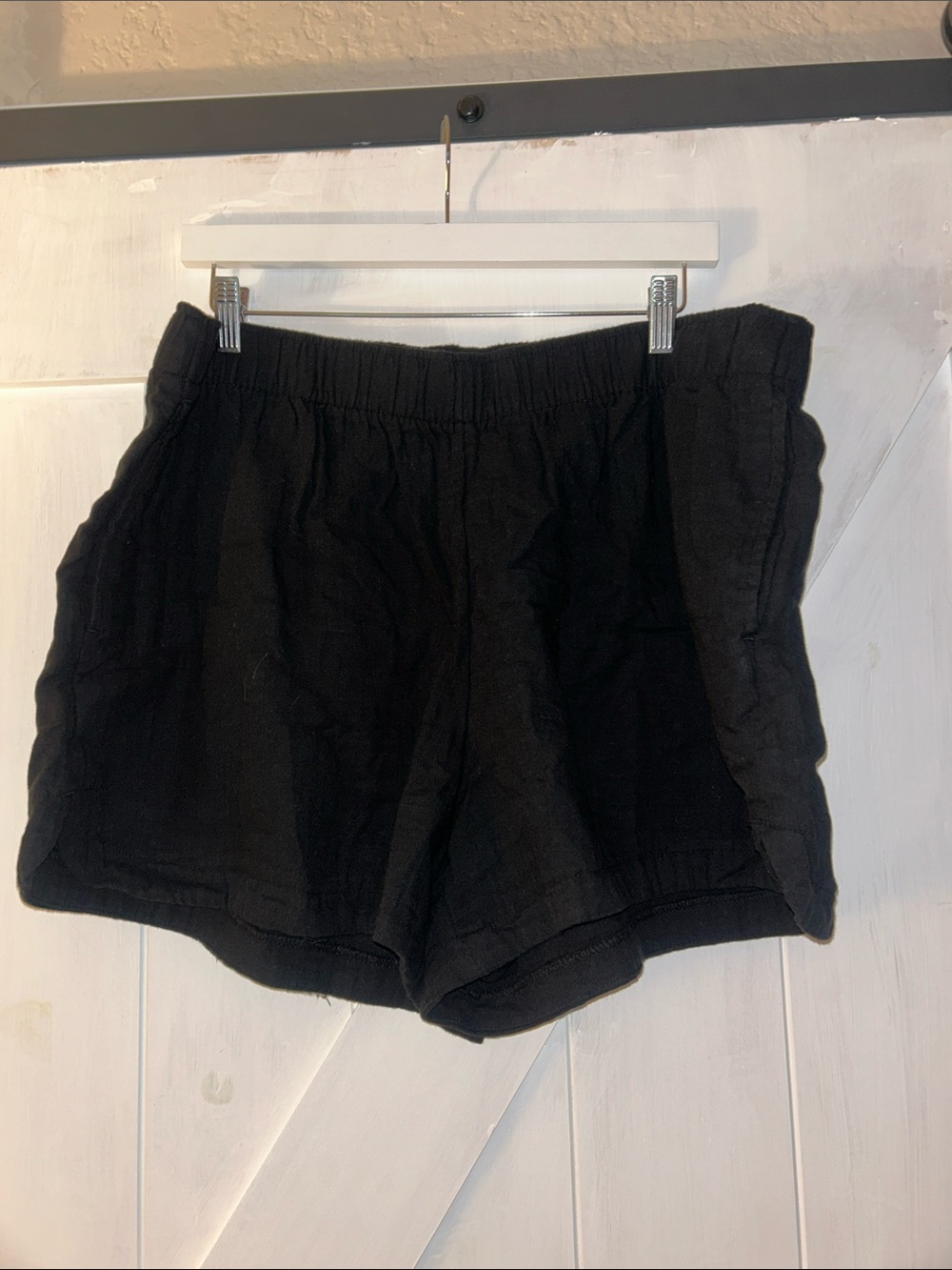 Old Navy Black Elastic-Waist Cotton Gauze Shorts